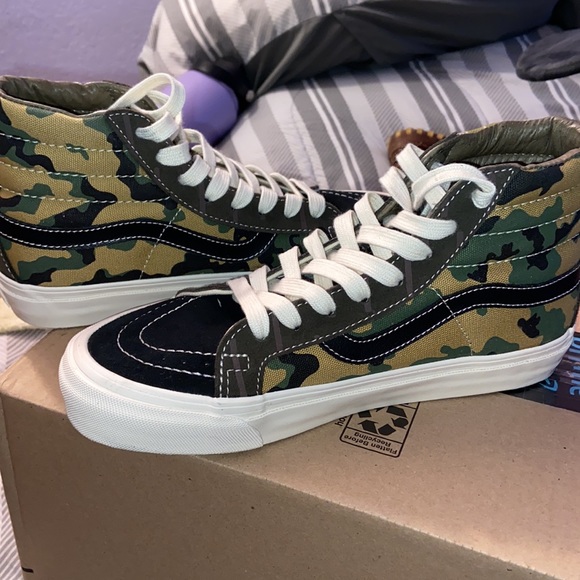 Vans - Picture 5 of 5